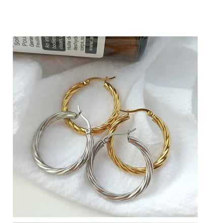 Aquarly Twist Hoops