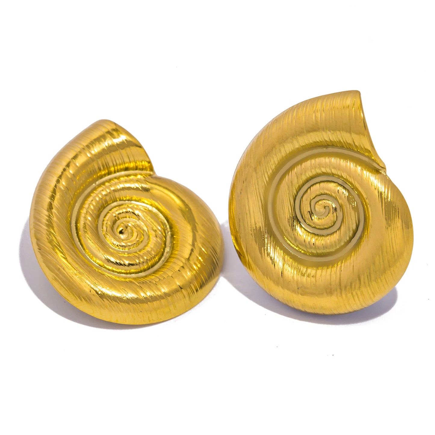 Aquarly Geo Conch Studs