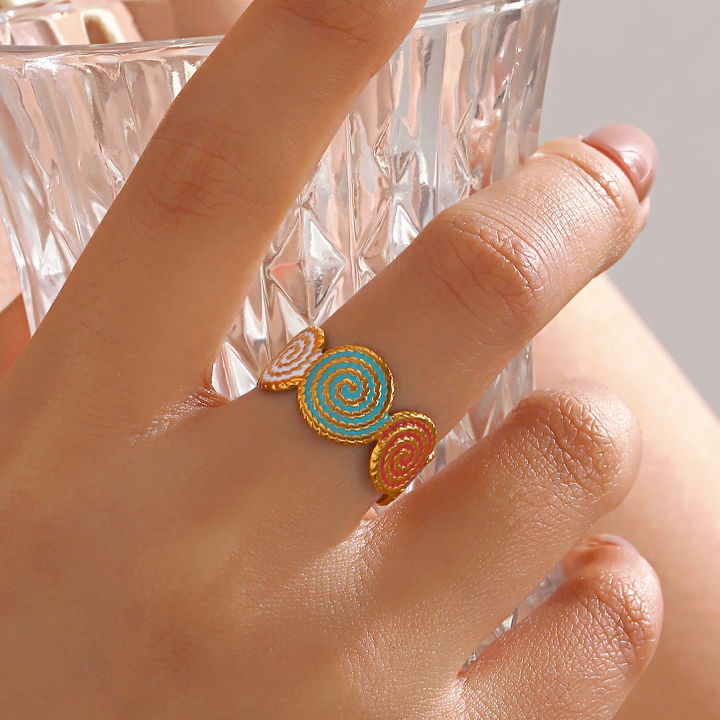 Aquarly Twist Enamel Ring