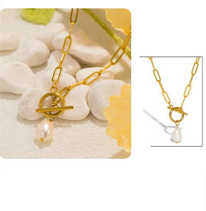 Aquarly Luna Pearl Necklace